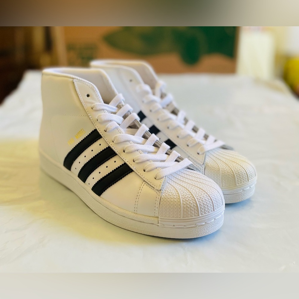 Adidas originals pro model new in original box - Picture 2 of 4
